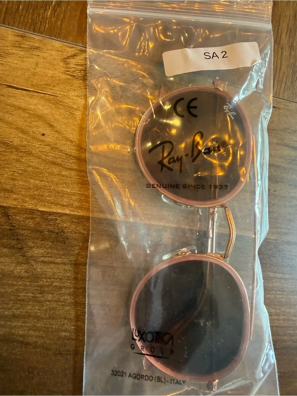 Ray-Ban Round Sunglasses in Rose Gold with Brown Gradient Lenses